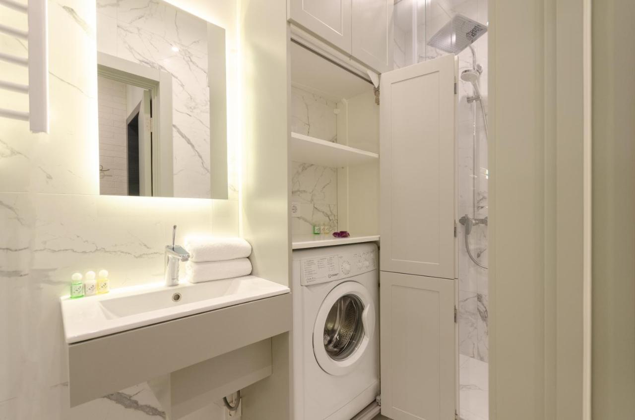 Petrovdom Apartment 183А-183B In Rc New York Concept House, 74 Antonovycha Street Киев Экстерьер фото
